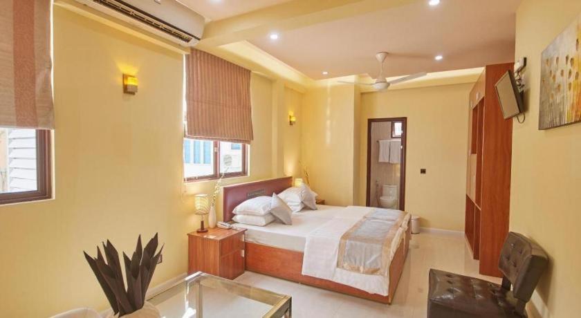Lonuveli Hotel Hulhumale Exterior photo